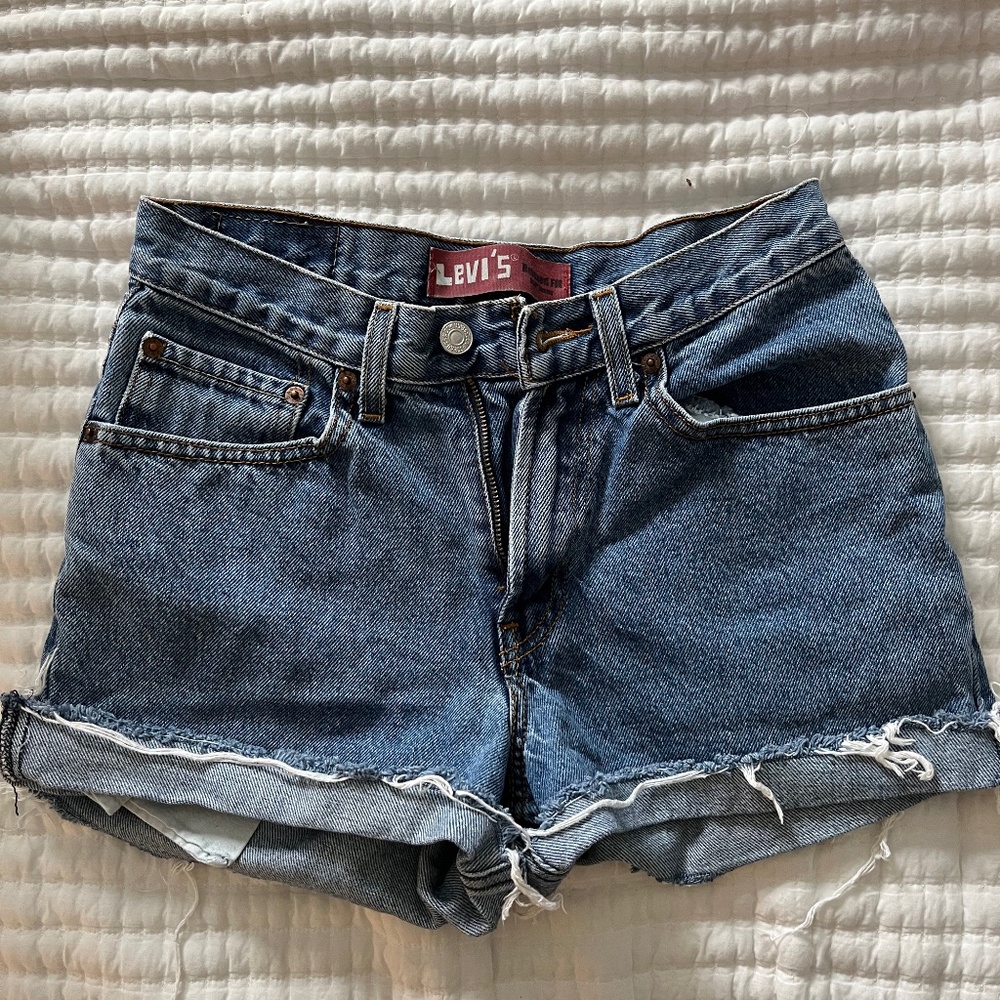 Vintage Levi’s Jean shorts